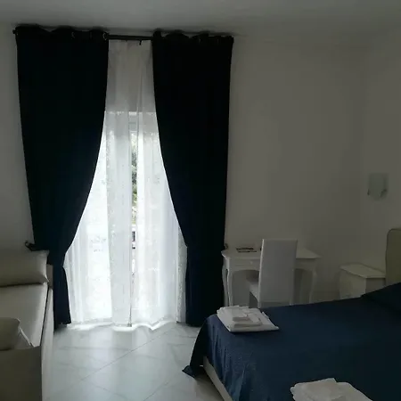Πανσιόν Royal 3*