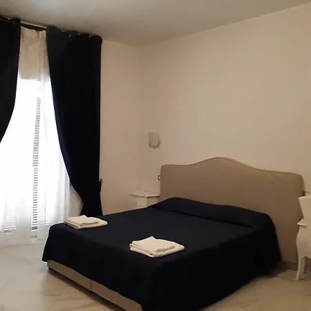 Πανσιόν Royal