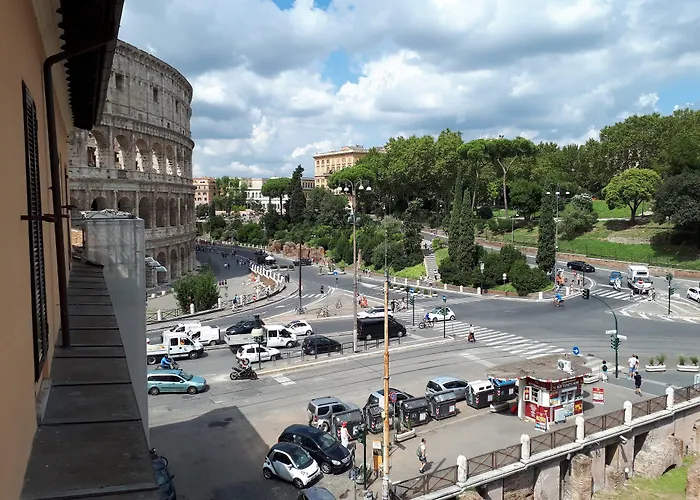 ロイヤル ルームズ