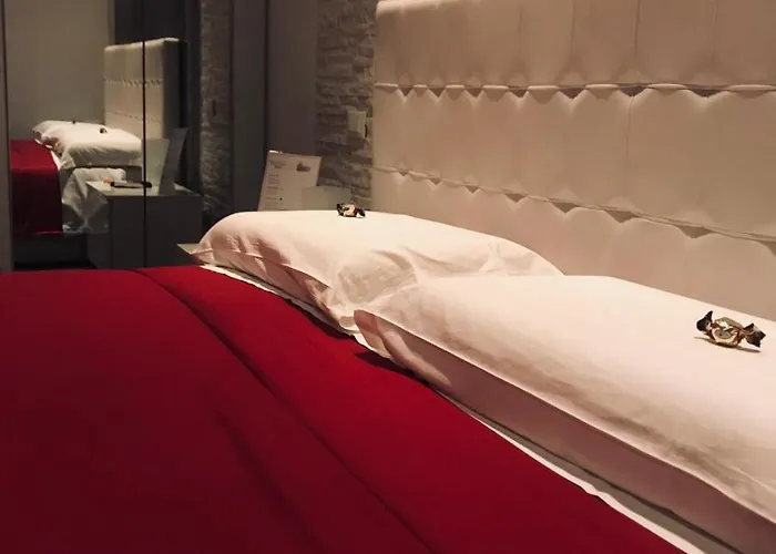 ロイヤル ルームズ 3*